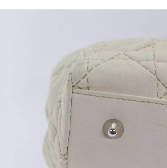 CHRISTIAN DIOR Lady Dior Cannage Cream/White Leather Hand Bag! - Picture 10 of 16